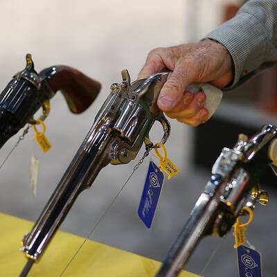 70.000 Menschen besuchen NRA-Waffenmesse