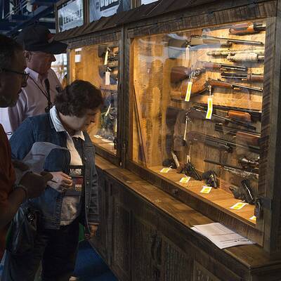 70.000 Menschen besuchen NRA-Waffenmesse