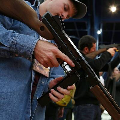 70.000 Menschen besuchen NRA-Waffenmesse