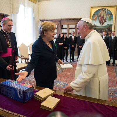 Merkels Privataudienz bei Papst Fanziskus