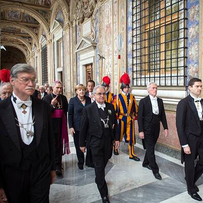 Merkels Privataudienz bei Papst Fanziskus