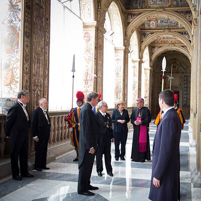 Merkels Privataudienz bei Papst Fanziskus
