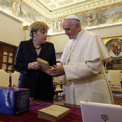 Merkels Privataudienz bei Papst Fanziskus