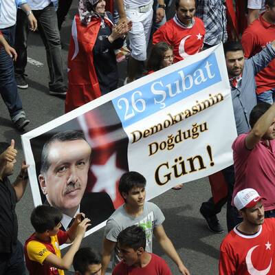 Pro- & Anti-Erdogan-Märsche in Wien