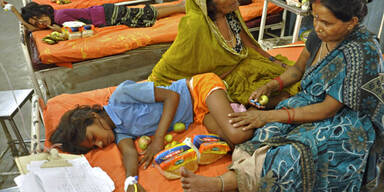 Indien: Rektoren und Köche sollen nun vorkosten