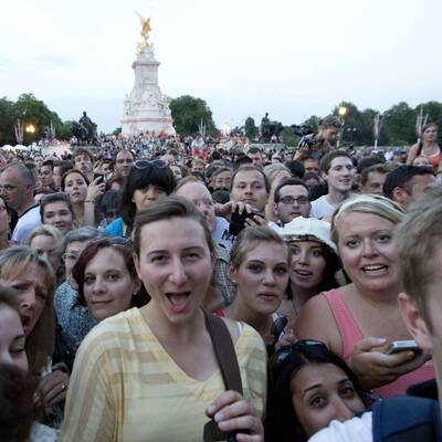 Jubel vor dem Buckingham Palace