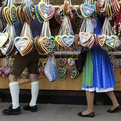 So wurde auf der Wiesn-Eröffnung gefeiert.