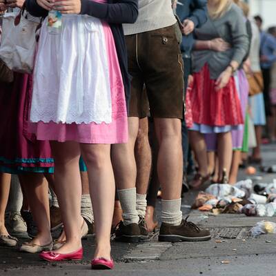 So wurde auf der Wiesn-Eröffnung gefeiert.
