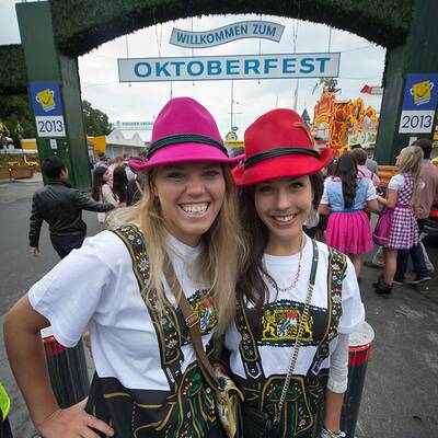So wurde auf der Wiesn-Eröffnung gefeiert.