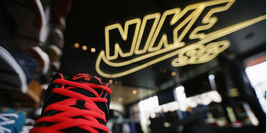 Nike macht Gewinnspr&uuml;nge
