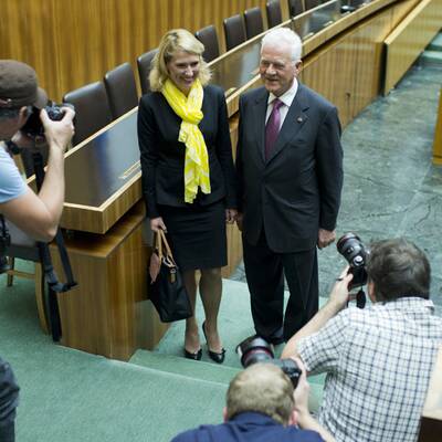 Frank Stronachs erster Tag im NR