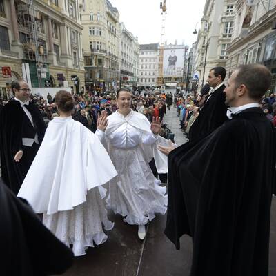 Wien tanzt in den Fasching 