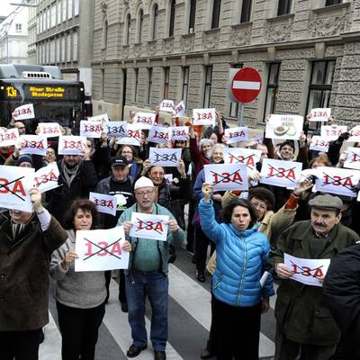 Proteste gegen 13A