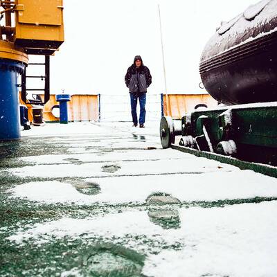 74 Menschen auf MV Akademik Shokalskiy warten auf Hilfe.
