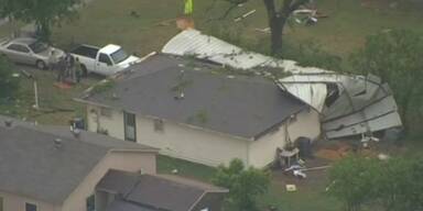 Gewittersturm richtet Sch&auml;den in Dallas an