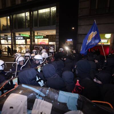 2.000 Polizisten im Ball-Einsatz