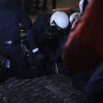 2.000 Polizisten im Ball-Einsatz