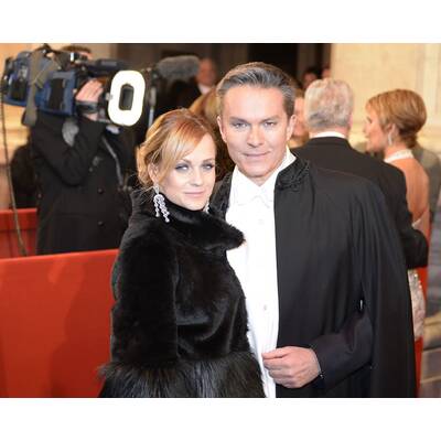 Die Gäste treffen am Opernball 2014 ein