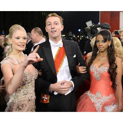 Die Gäste treffen am Opernball 2014 ein