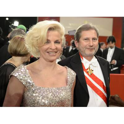 Die Gäste treffen am Opernball 2014 ein