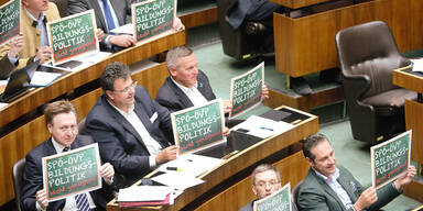 Aufstand gegen Schul-Sparpaket