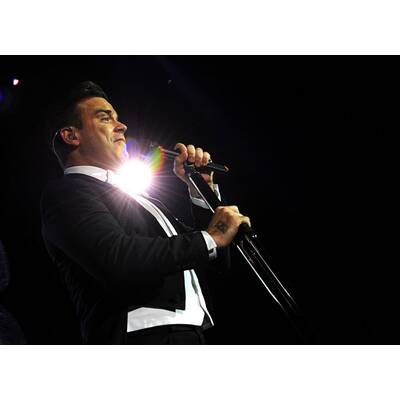 Robbie Williams swingt in der Stadthalle