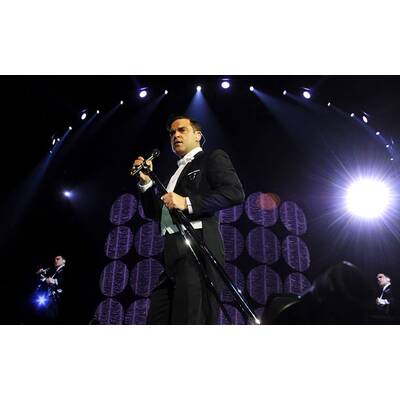 Robbie Williams swingt in der Stadthalle