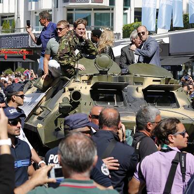 Ungewöhnliche Werbung für Action-Hit 