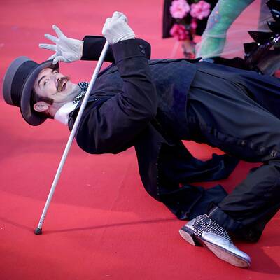 Stars und glamouröse Kostüme am Life Ball