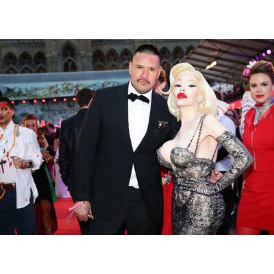 Die Stars treffen am roten Teppich des Life Ball 2014 ein