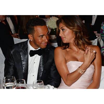 Kim Kardashian & Nicole Scherzinger.