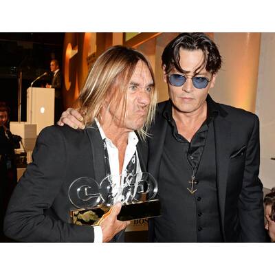 Kim Kardashian & Nicole Scherzinger.