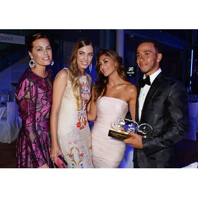 Kim Kardashian & Nicole Scherzinger.