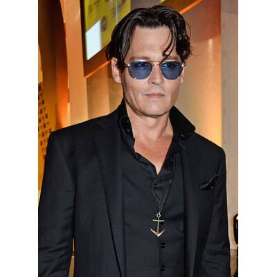 Kim Kardashian & Nicole Scherzinger.