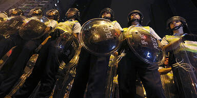 Hongkong: Erneut Prügel für Demonstranten 