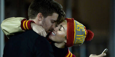 Miley Cyrus, Patrick Schwarzenegger