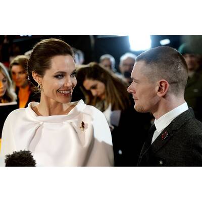 Angelina Jolie strahlt bei 