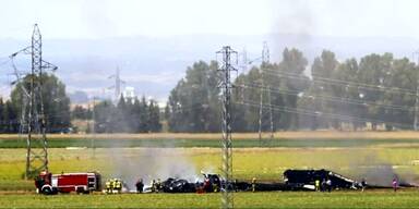 Milit&auml;rmaschine in Spanien abgest&uuml;rzt