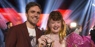 Morland & Debrah Scarlett