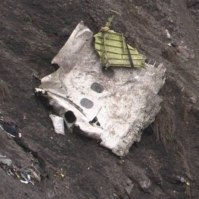 Die Wrackteile des Airbus