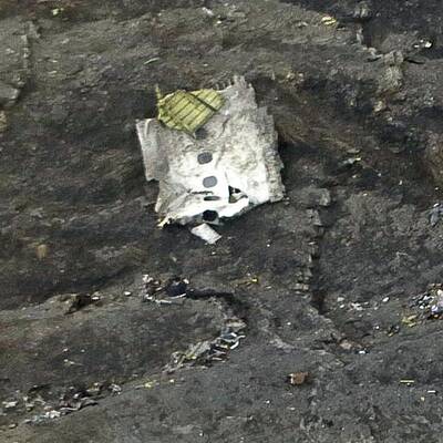 Die Wrackteile des Airbus