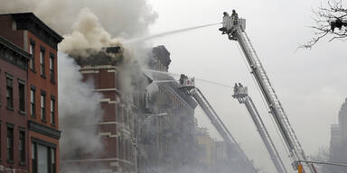 Haus in New York geht in Flammen auf