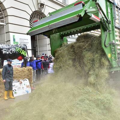 Demo vor dem EU-Haus