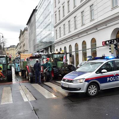 Demo vor dem EU-Haus