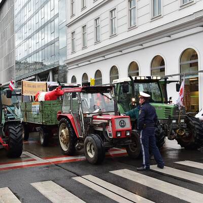 Demo vor dem EU-Haus