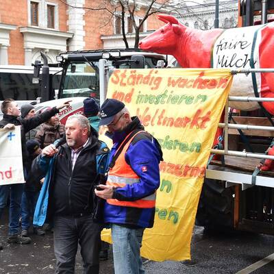 Demo vor dem EU-Haus