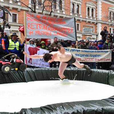 Demo vor dem EU-Haus