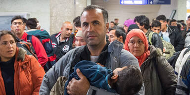 Schon 200.000 Fl&uuml;chtlinge im Monat