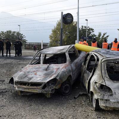 Straßenrandale und Gefängnis-Meuterei in Frankreich