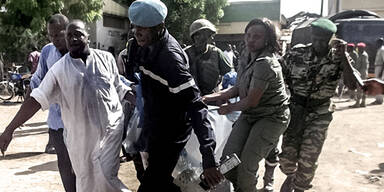 Selbstm&ouml;rderinnen t&ouml;ten 5 Menschen in Kamerun